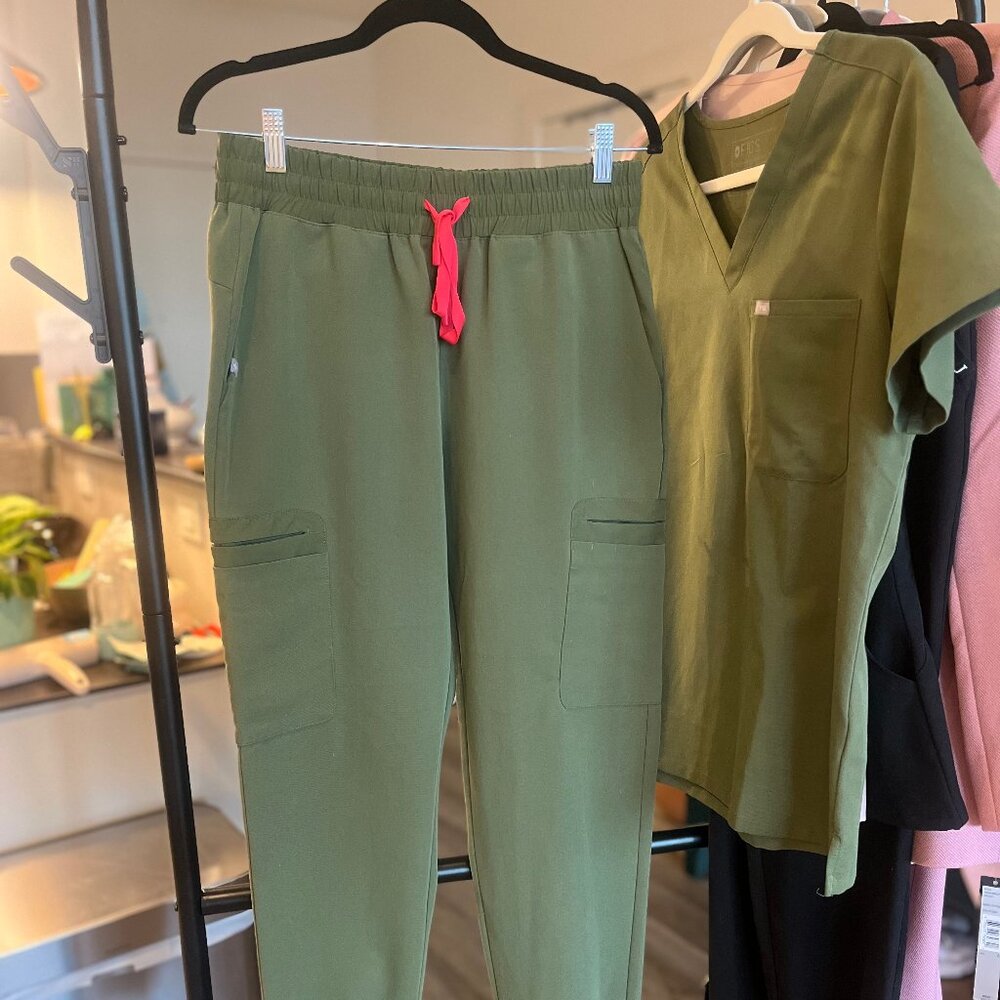 FIGS Zamora High Waisted Dark Olive Medium
